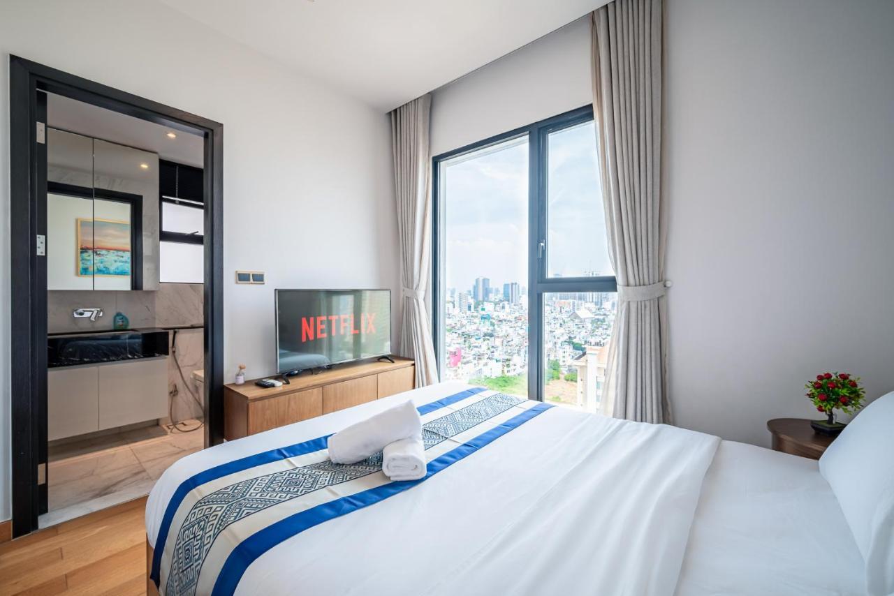 Luxury Retreat D1Mension Apartment Хошимин Екстериор снимка